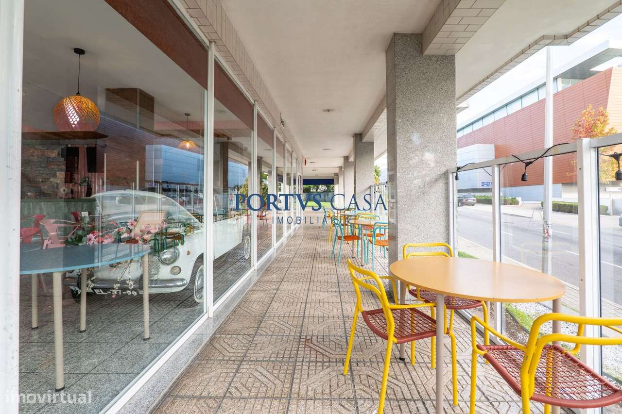 Espaço para Restauração com Extração | Costituição | Porto-14