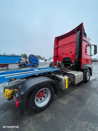 Mercedes-Benz Actros 1842 - 9