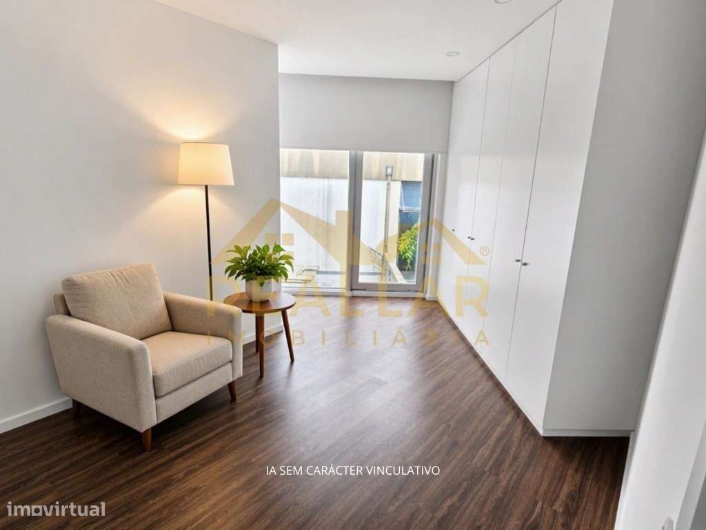 Apartamento T3 Renovado em Lordelo do Ouro - Porto-14