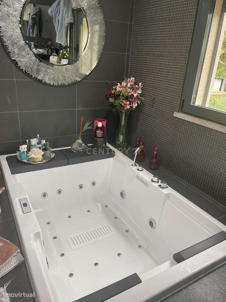 Moradia Exclusiva T4 na Prestigiada Herdade da Aroeira - Grande imagem: 5/10