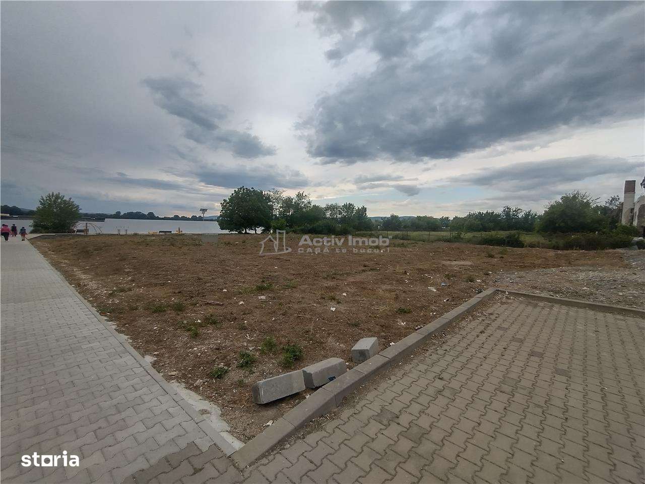 Moldova Noua, Teren Drept Intravilan 1628 Mp., pe malul Dunarii, Vanza - Imagine principală: 3/15