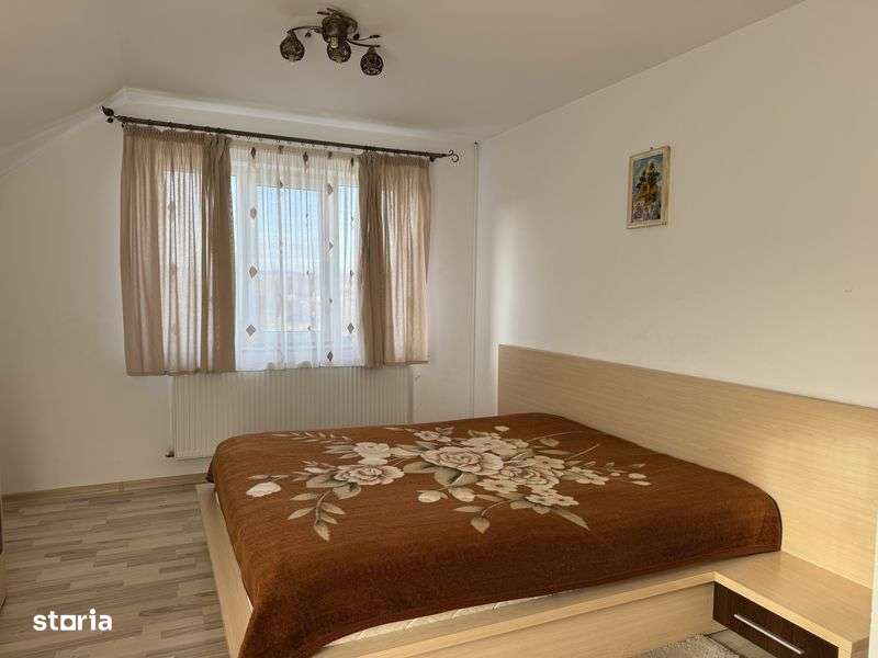 Trifoiului - Duplex cu 3 dormitoare, birou, 2 bai, garaj, teren 360MP! - Imagine principală: 5/8