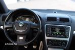 Skoda Octavia Combi 2.0 TDI CR DPF RS - 31