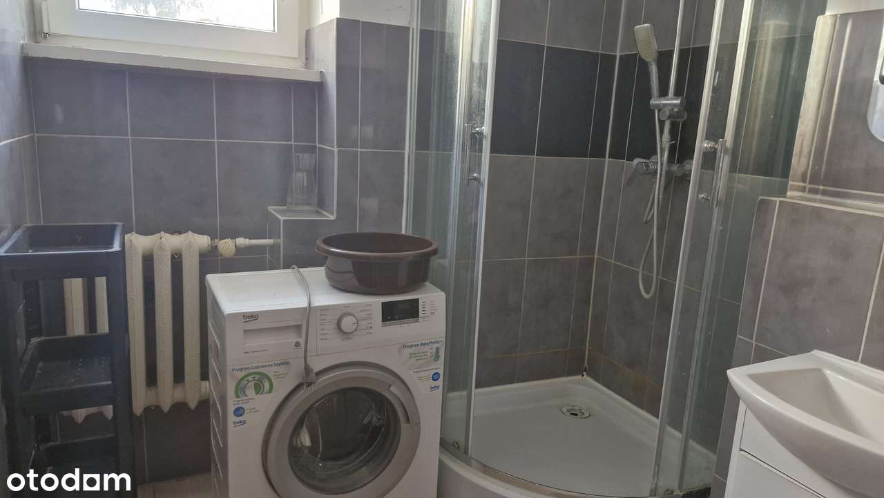 3 oddzielne pokoje, widna kuchnia, łazienka z oknem, WC piwnica loggia-6