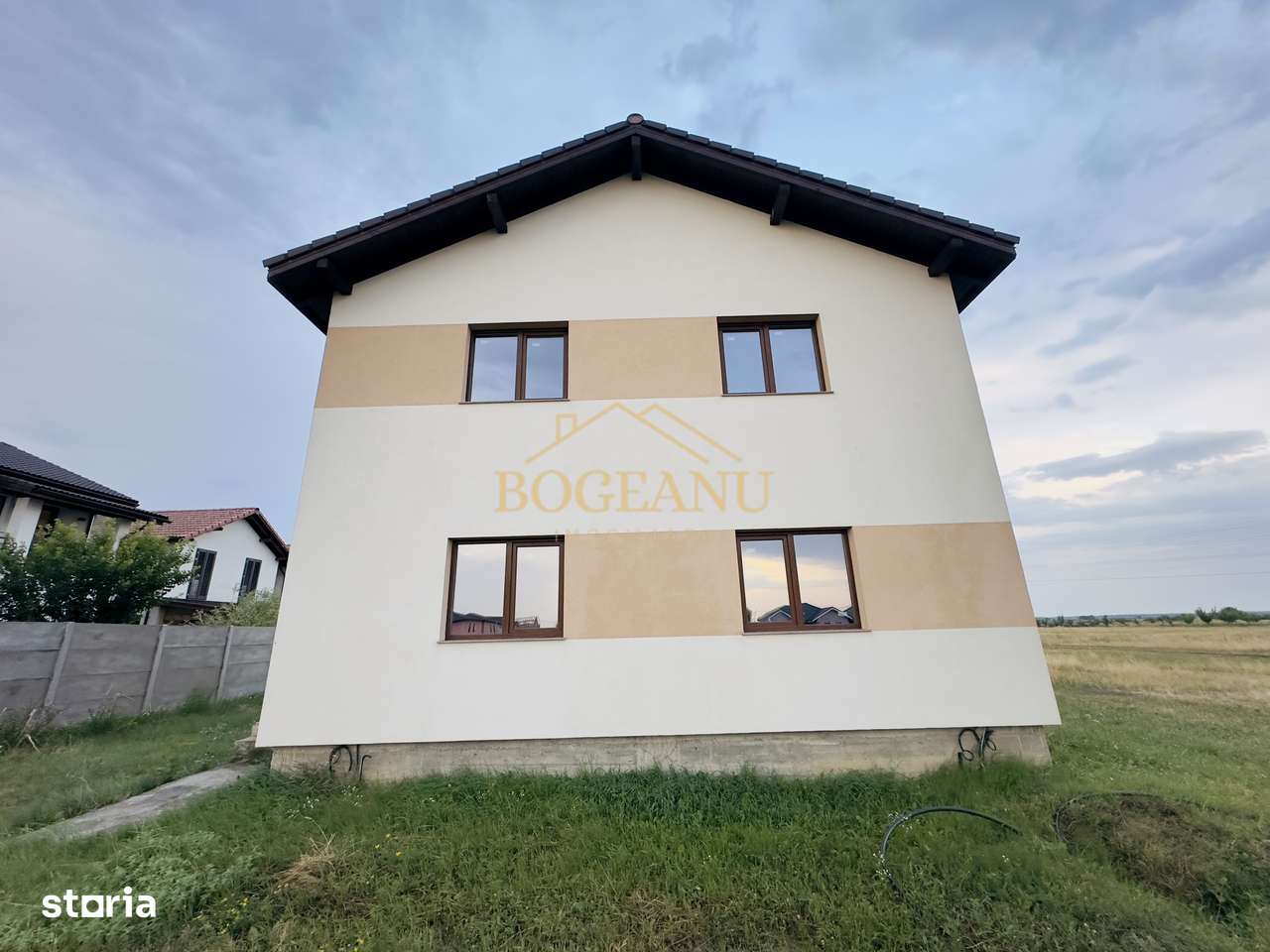 BG70-Casa Duplex 3 cam,Curte privata 100mp-1