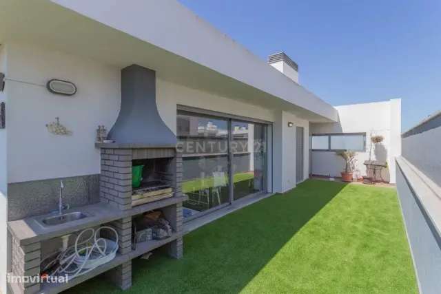 Luxuoso apartamento T3 duplex com Vista Panorâmica em Quinta de Santa - Grande imagem: 5/35