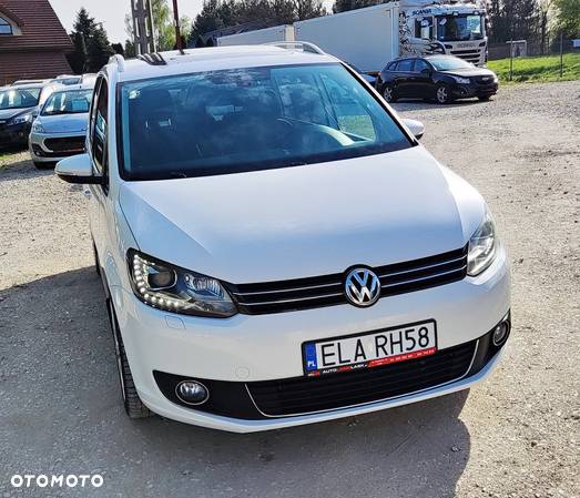 Volkswagen Touran 2.0 TDI DPF Highline DSG - 23