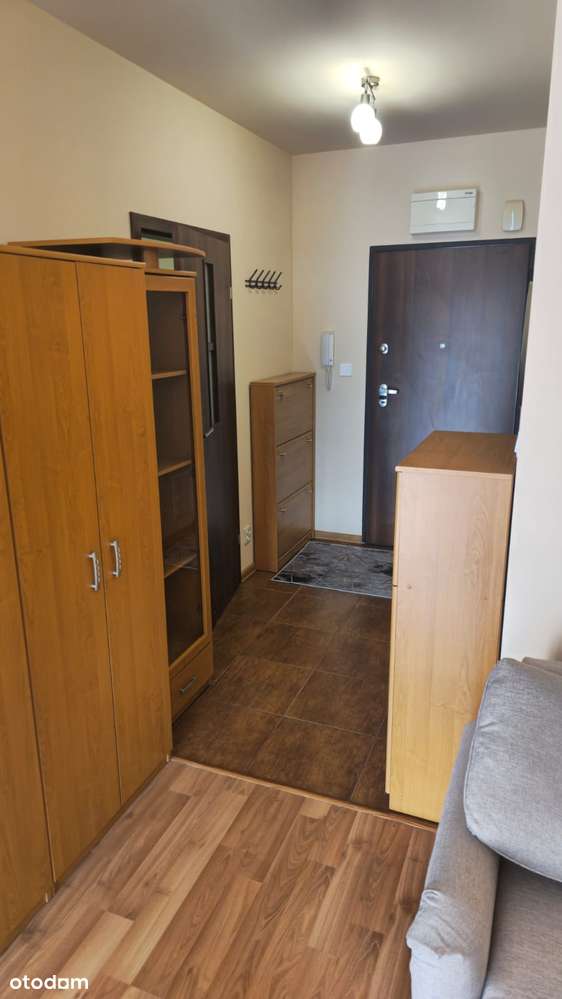 Sympatyczna kawalerka po remoncie - Pełny obrazek: 5/19