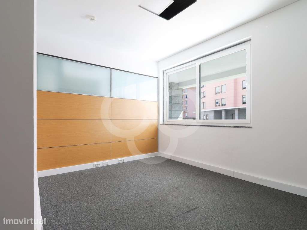 Escritório em Telheiras Localização Estratégica situado em Lisboa-9