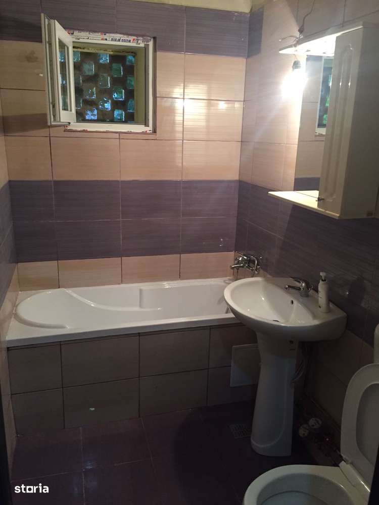 Apartament 2 camere ,Semi-decomandat Sec 4 ,99.000 € (negociabil)-7