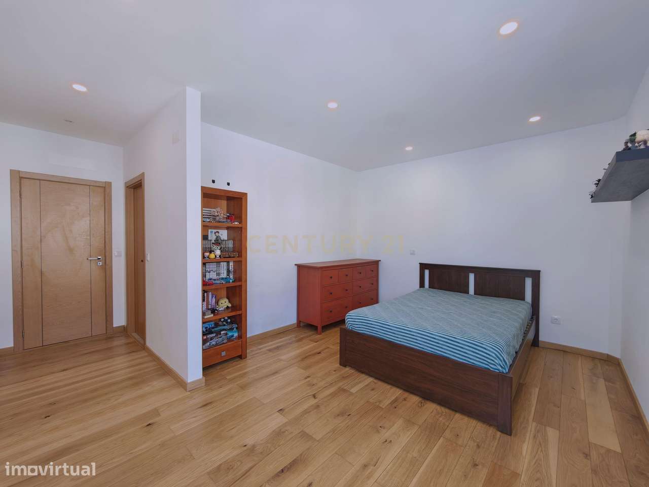 Moradia Contemporânea T3 + Escritório, com Jardim e Painéis Solares em-52