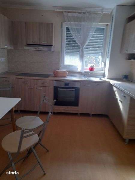 Dau in chirie apartament 3 camere Oradea-Rogerius - Imagine principală: 4/6