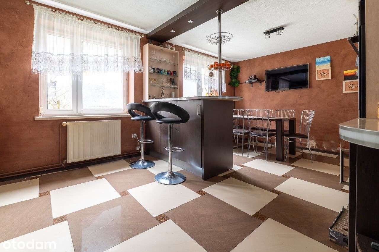 Dom z dwoma niezależnymi mieszkaniami. - Pełny obrazek: 4/16