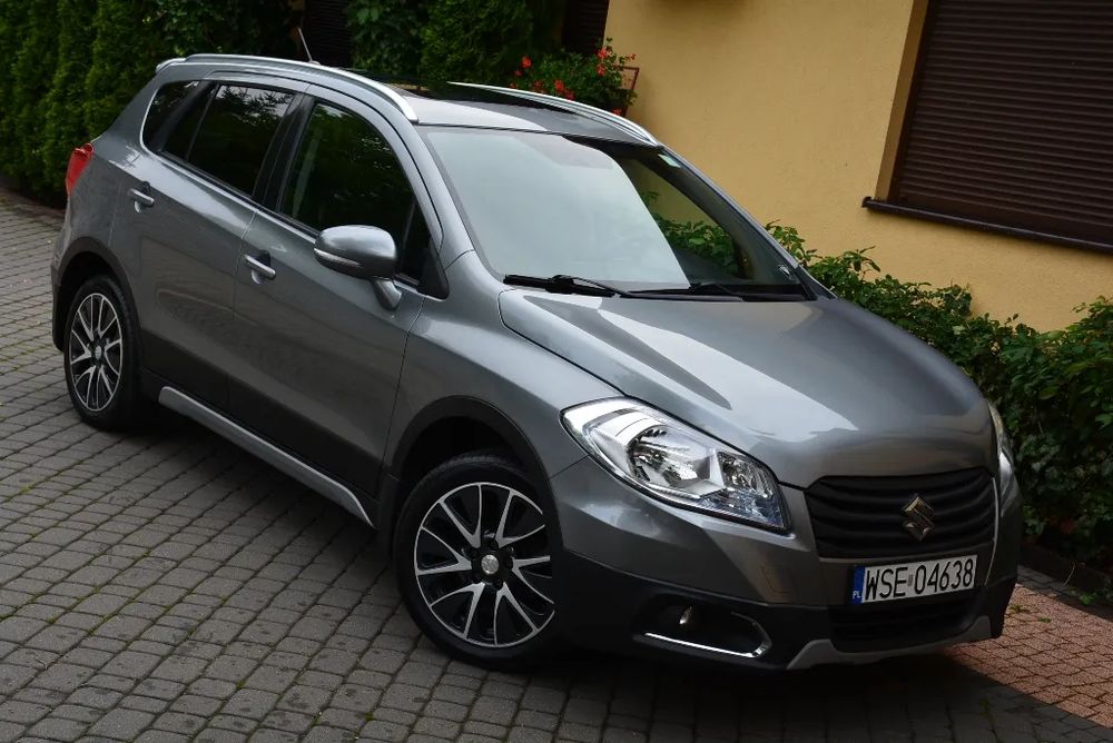 Suzuki SX4 1.6 Premium 2014
