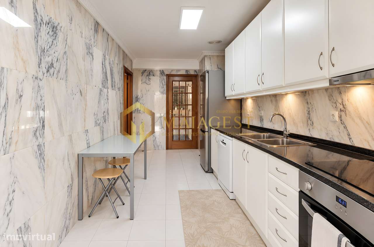 Apartamento T2+1 com Suite e Varanda no Centro de Gaia-15