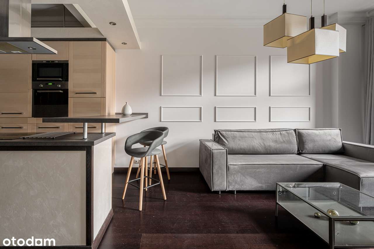 Atrakcyjny apartament, 2 pokoje z balkonem, City Park, garaż