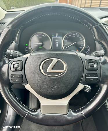 Lexus Seria NX 300h Business - 12