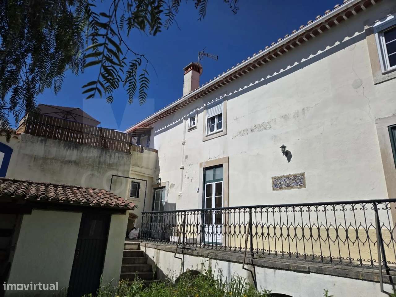 Prédio no Centro de Torres Novas com Jardim e Forte Potencial para ... - Grande imagem: 5/50