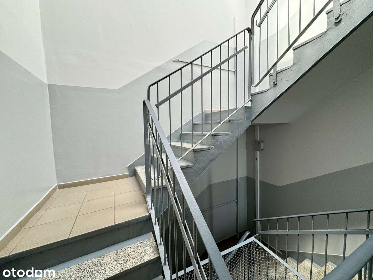 Zadbane M5 z widokiem na góry!-12