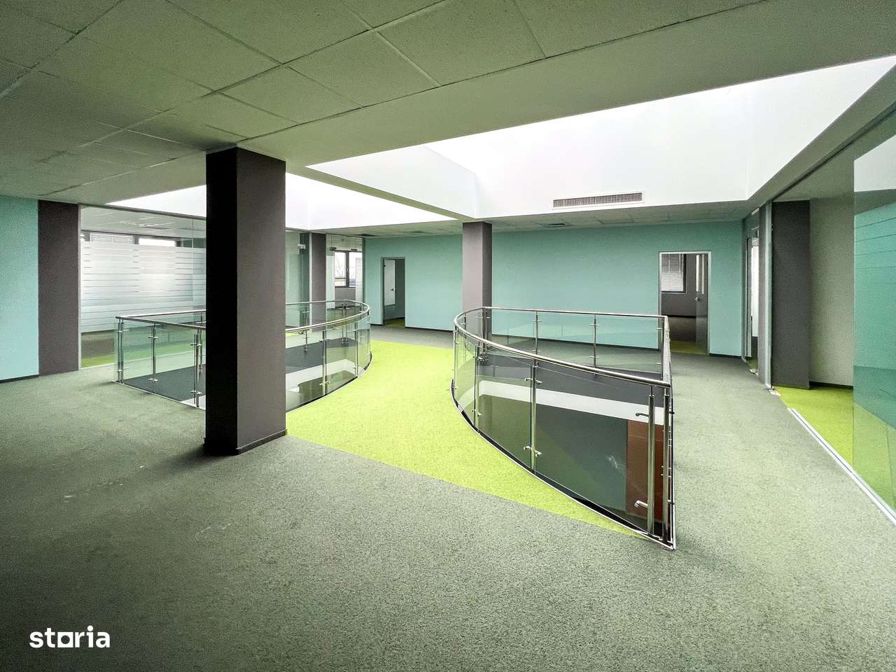 Proprietate comercială premium de vânzare- teren 3.728 mp |  Lângă A0-12