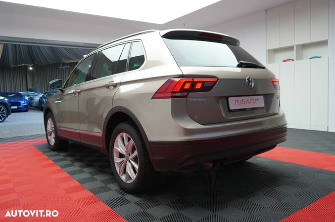 Volkswagen Tiguan 2.0 TDI DPF DSG 4Mot Comfortline - 22