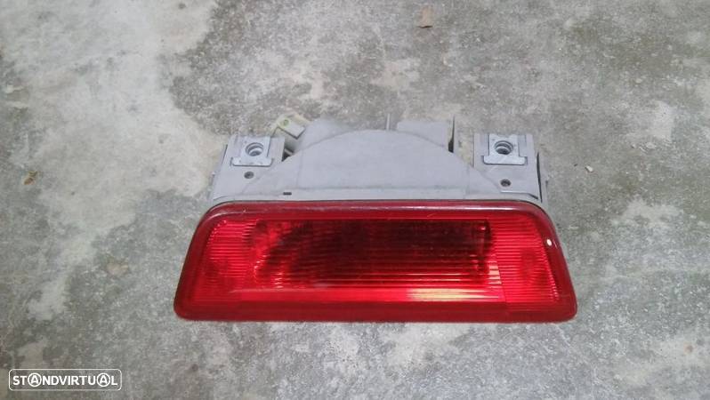 Farol nevoeiro tras nissan x trail t31 - 1