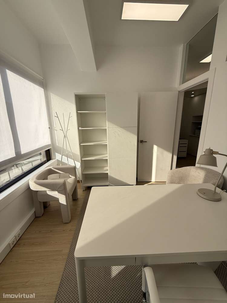 Arrendamos Sala em Escritório e Domiciliações - Grande imagem: 4/5