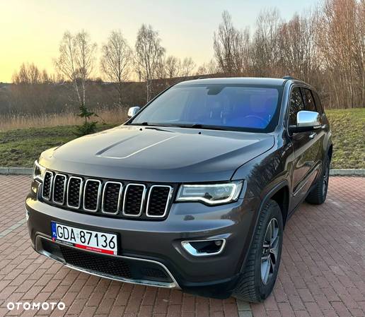 Jeep Grand Cherokee - 20