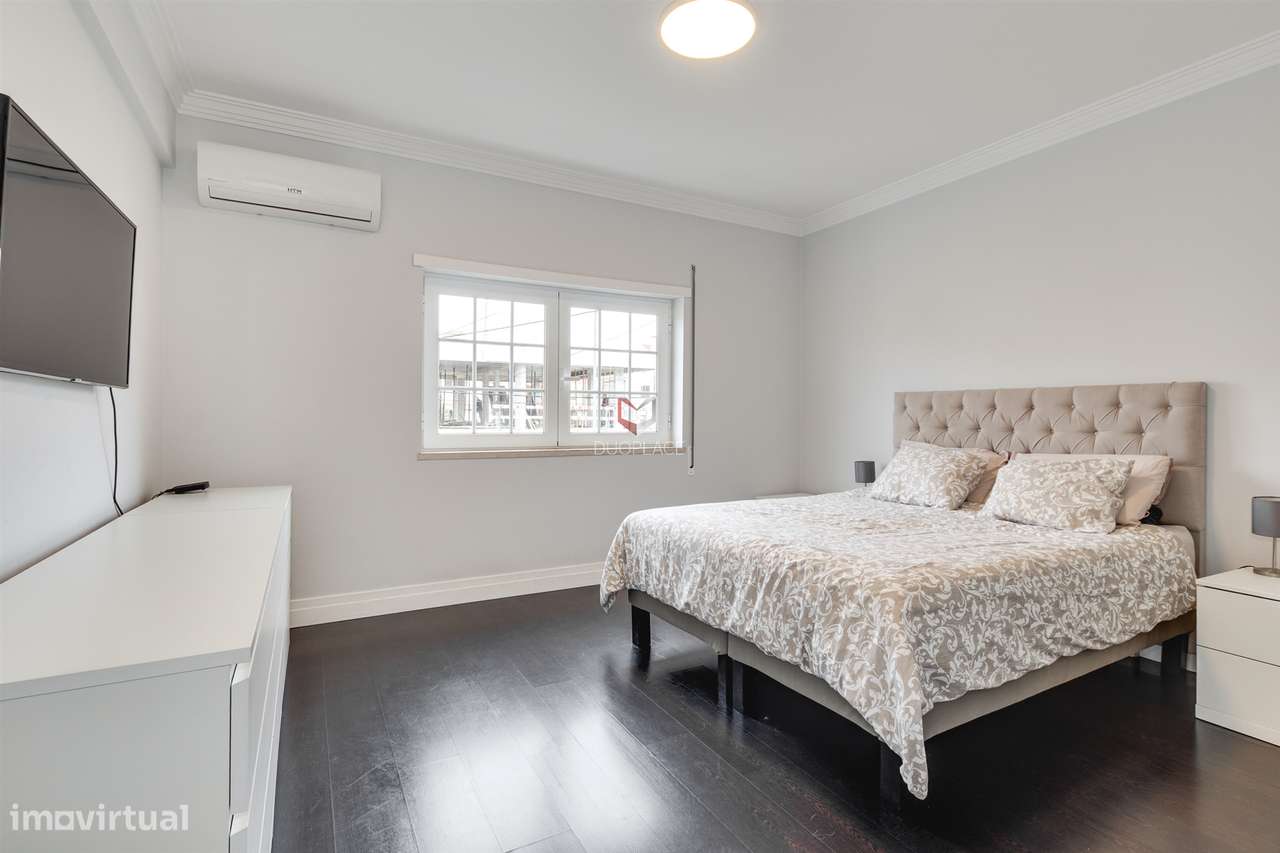 Moradia Premium T4 com Sótão, Ginásio, Garagem e Excelentes Áreas | Mo-26