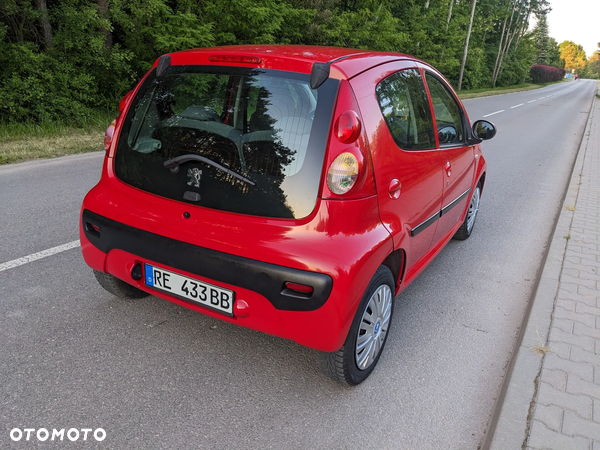 Peugeot 107 1.4 HDI Trendy - 14