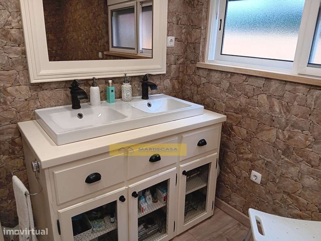 MORADIA DE LUXO V3 COM PISCINA e QUINTA- TERRUGEM-14