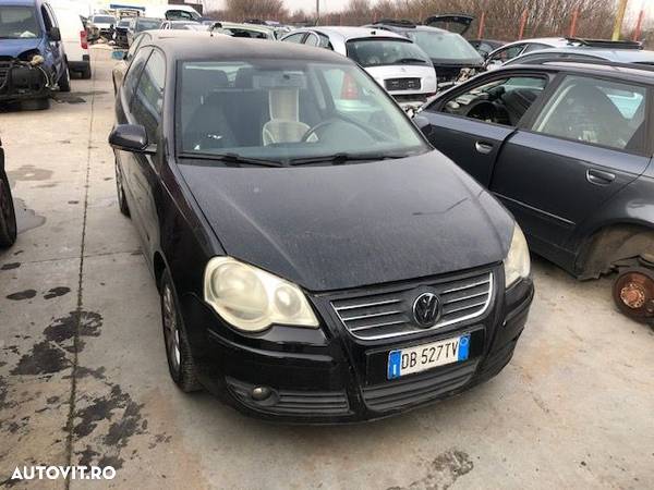 Dezmembrez Piese VW Polo 9N3 an 2007 motor de 1.4 diesel - 4