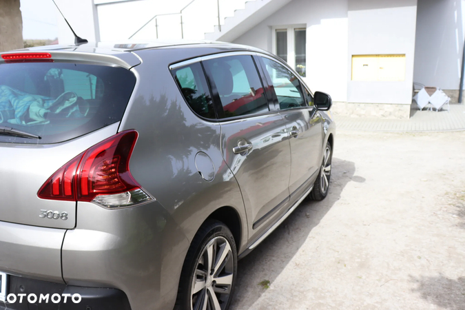 Peugeot 3008 2.0 HDi Allure - 2