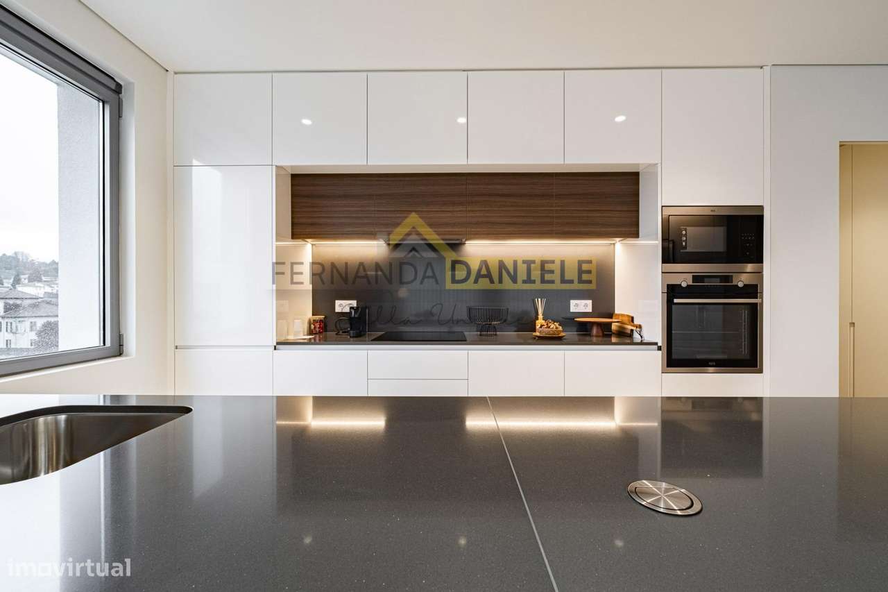 Apartamento T3 Novo com Varanda e Garagem – Varandas do Parque-11