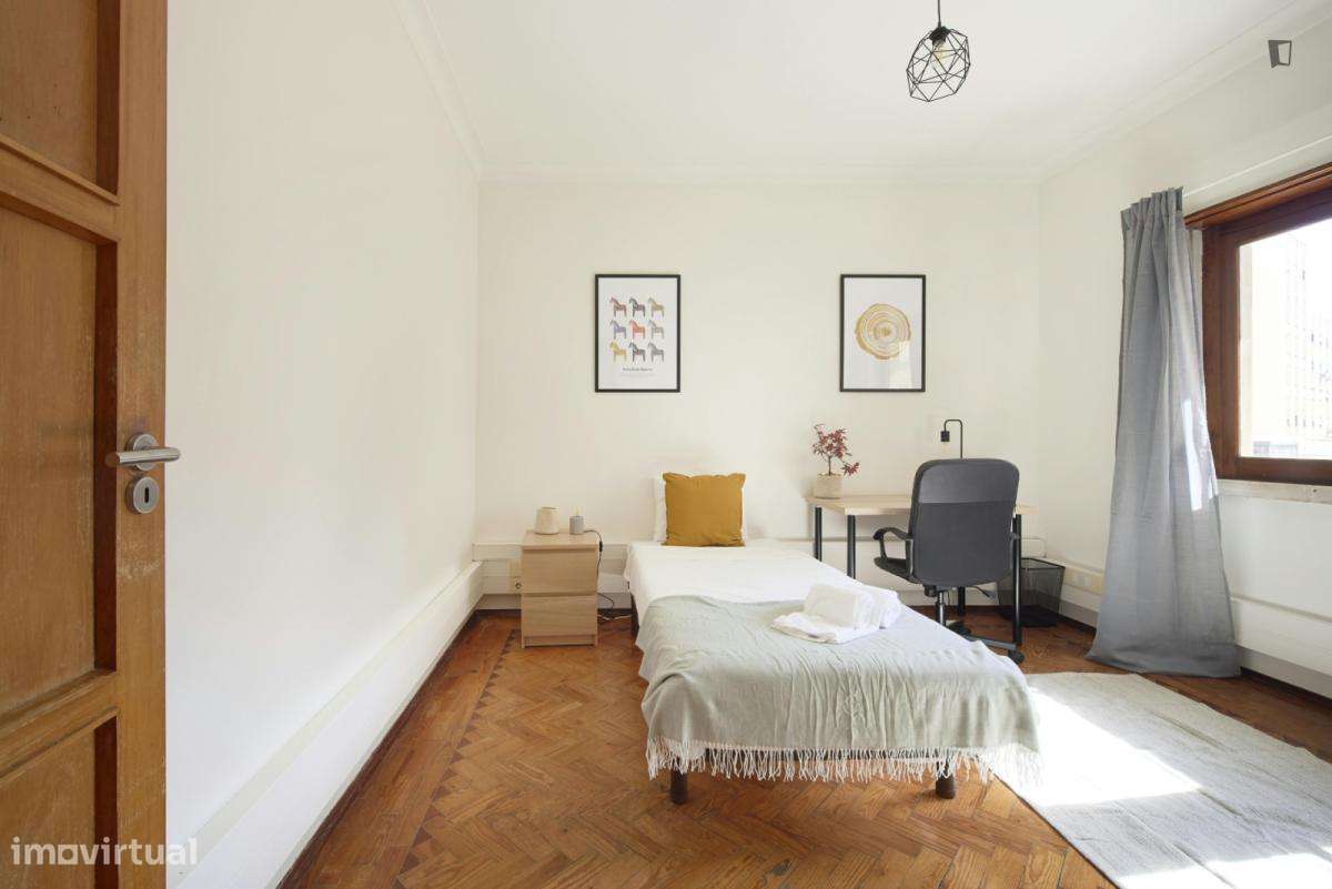 Quarto - localizado em Santa Apolónia Lisbon - Grande imagem: 5/10