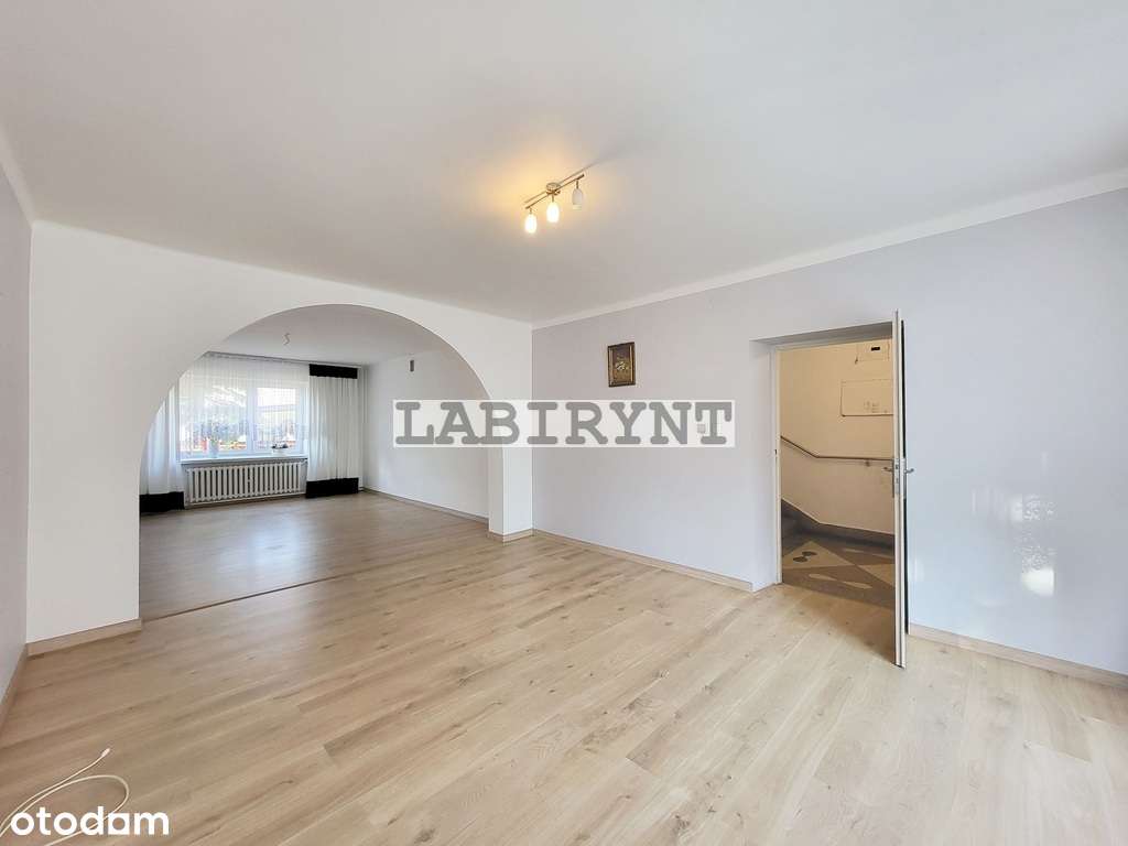 Dom Mirów, doskonała lokalizacja, wszystkie media-11