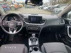 Kia Ceed - 11