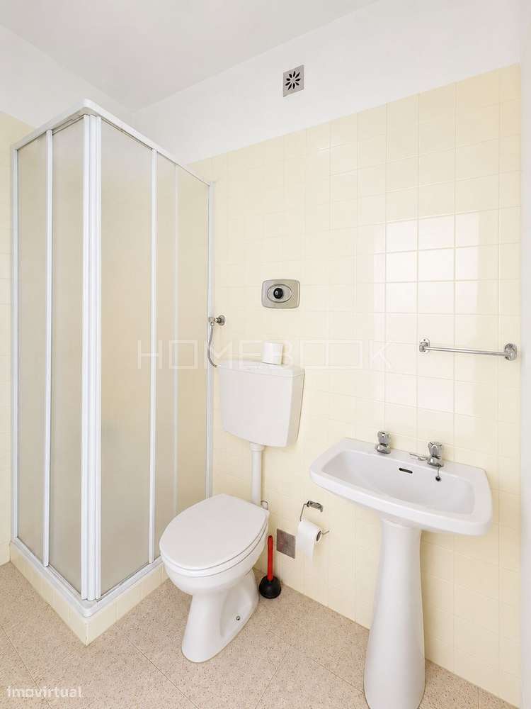 Apartamento T3  em Setúbal com varanda-21