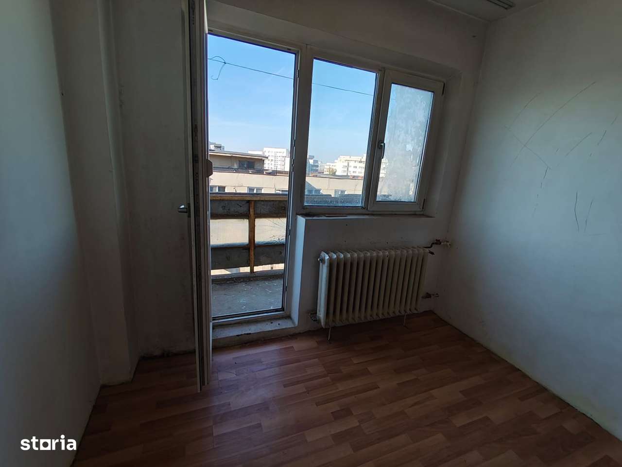 Garsoniera Militari-Gorjului - Imagine principală: 3/7