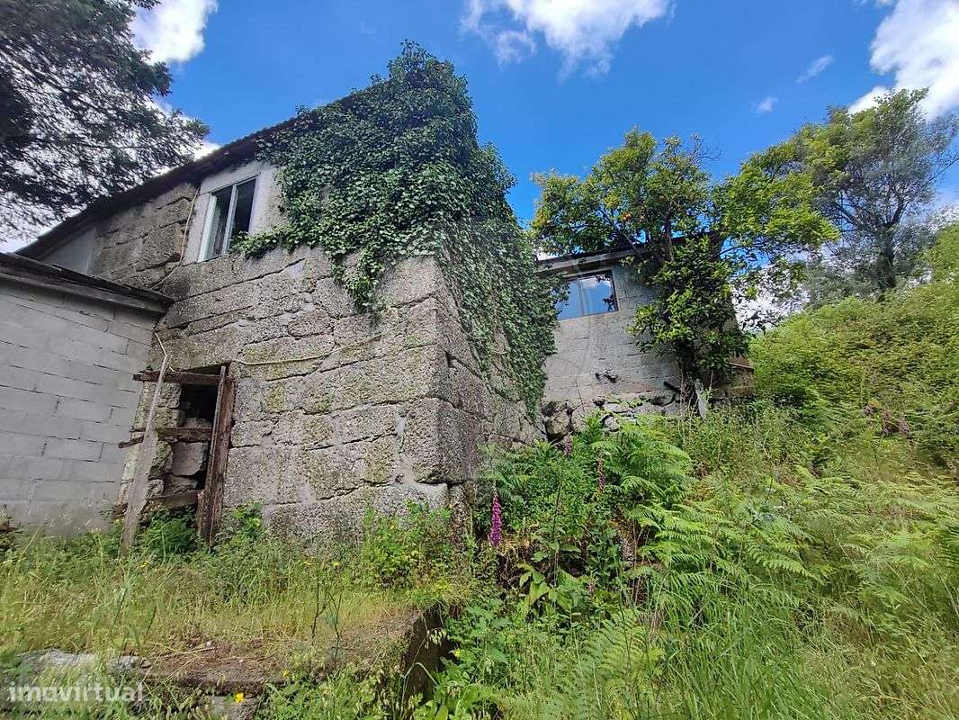 Moradia T0 para venda-18