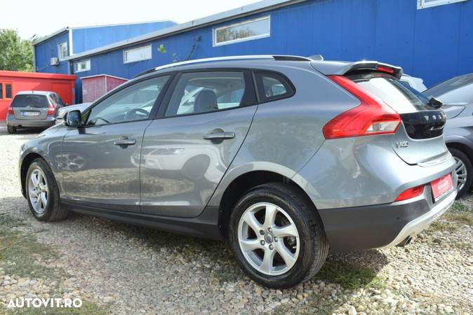 Volvo V40 Cross Country D3 Geartronic - 4