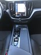 Volvo XC 60 2.0 T8 PHEV Momentum Plus AWD - 40