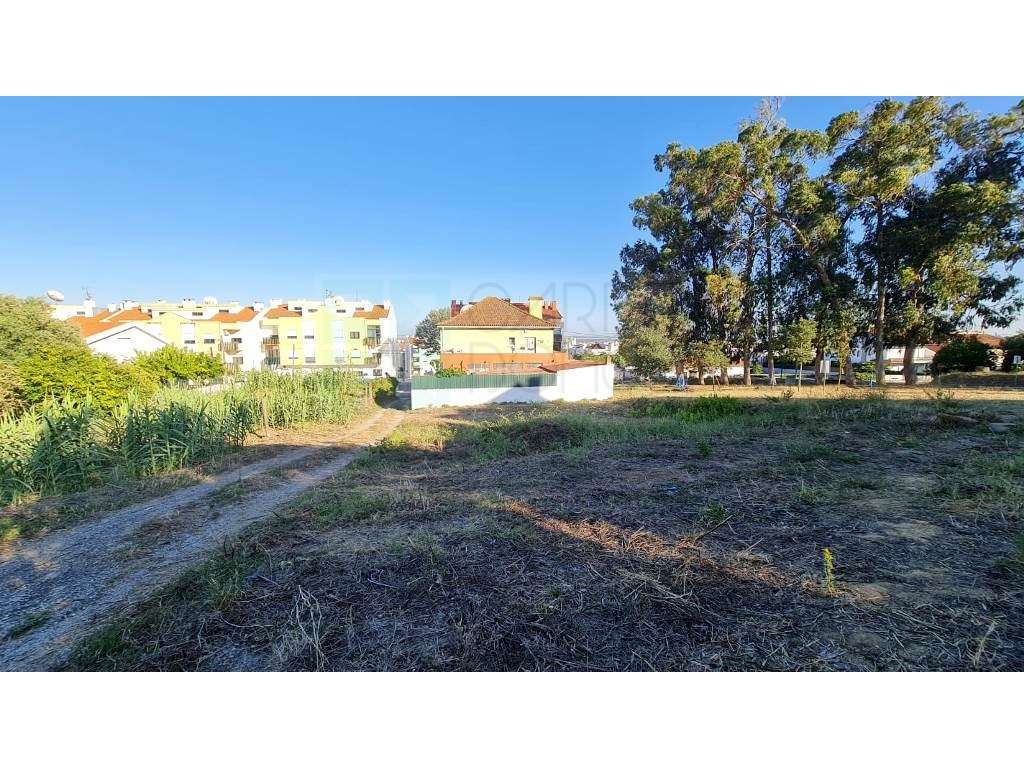 Terreno de 2455m2 com PIP para construção de prédio com 4 apartamen...-6