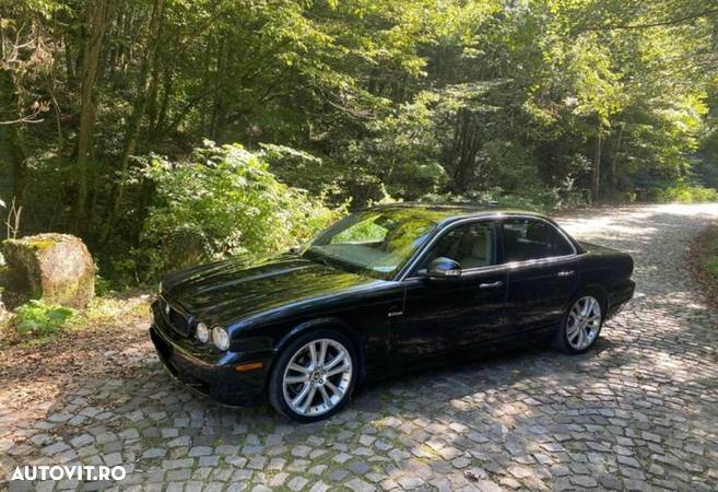 Jaguar XJ XJ6 2.7 Twin Turbo Diesel Executive Last Edition - 1