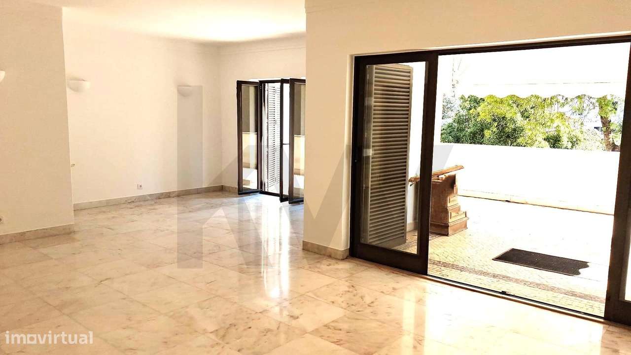 Venda de apartamento T3 em condomínio, no Monte Estoril, Cascais-32