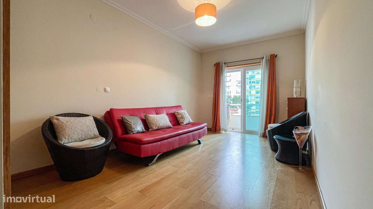 Apartamento T2 - Monte do Estoril - Box 2 carros-17