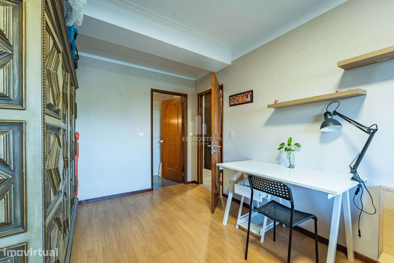 Apartamento T6 em Paranhos – Excelente Oportunidade de Investimento co-10