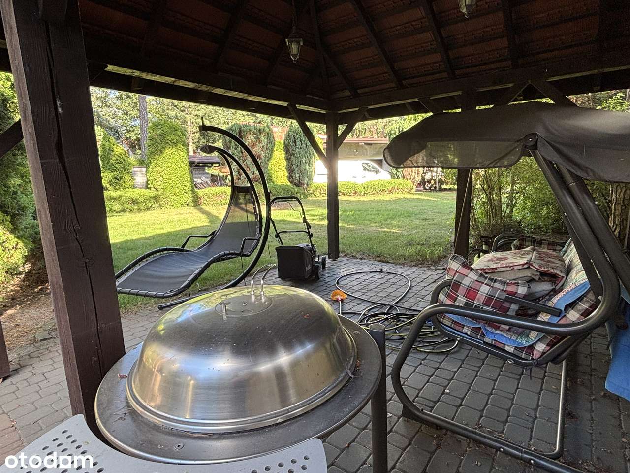 Elegancki dom z garażem na 3 samochody  i ogrodem, cicha okolica-18