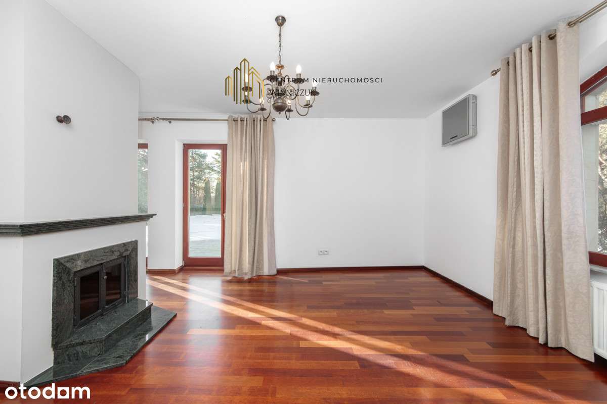 Rezydencja z basenem tuż przy lesie-14