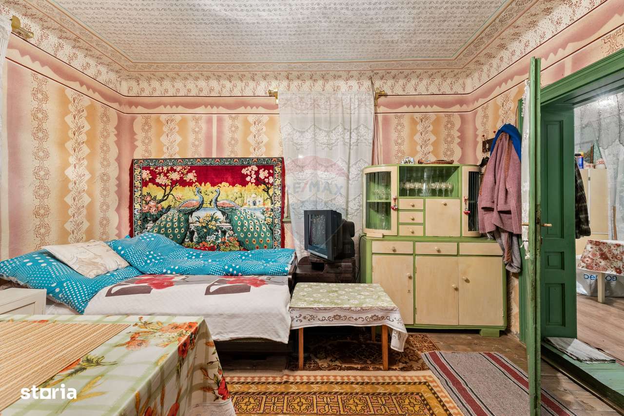 Casă cu anexe si teren de 759mp in Misca-5